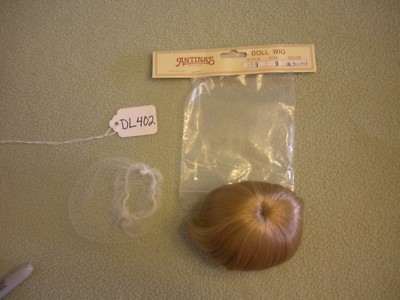 Antina''s DK. Blond Doll Wig- Style 959- Size 9  DL402