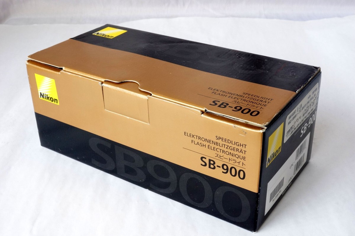 Nikon Speedlight SB-900 AF Shoe Mount Flash for Nikon for