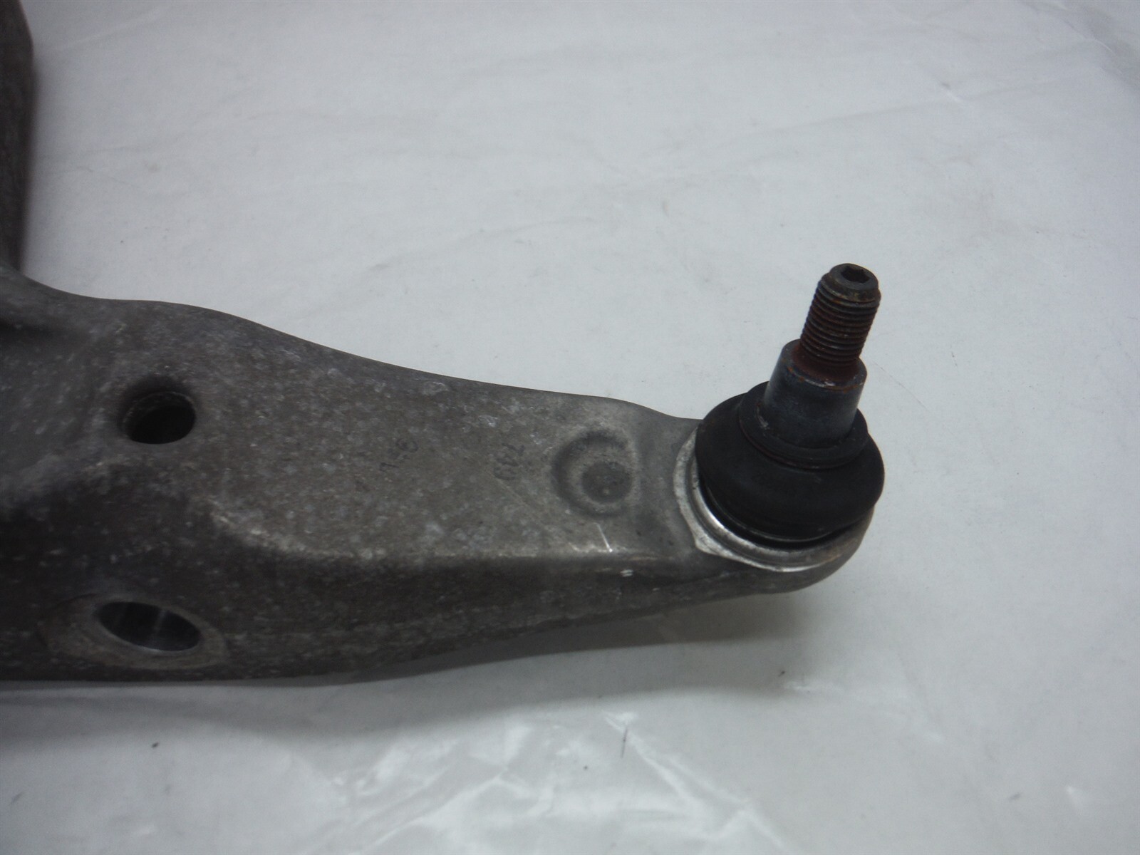 MASERATI QUATTROPORTE DRIVER FRONT LOWER CONTROL ARM LEVER OEM 673007124