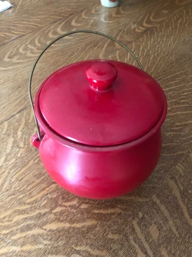 VTG SIGNED McCOY RED KETTLE POTTERY COOKIE JAR BEAN POT USA