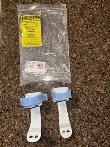 Ten-0 Pixie Grips Velcro Uneven Bar Dowel Grips Size 2