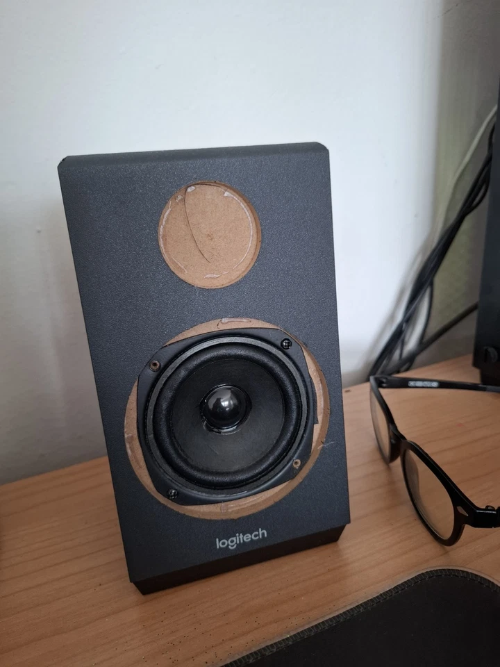 Logitech Z333 - Immagine 4 di 4