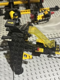 LEGO Space: Message Intercept Base (6987) READ DESCRIPTION.