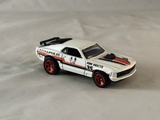 Hot Wheels 1970 Ford Mustang Mach 1 2011 Main Street Kmart Color White 5sps