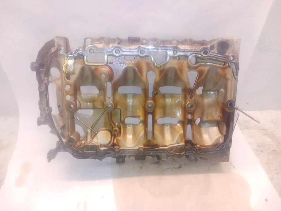 '19-'24 VOLKSWAGEN TIGUAN cárter de aceite superior OEM ¡6 meses de garantía! Foto 4 de 4