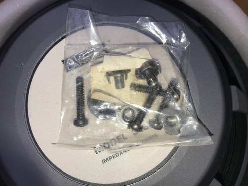Altec Lansing Model 3184 Vintage 18" Long Throw 8 Ohm Low Freq. Driver "RECONED" - Picture 8 of 14