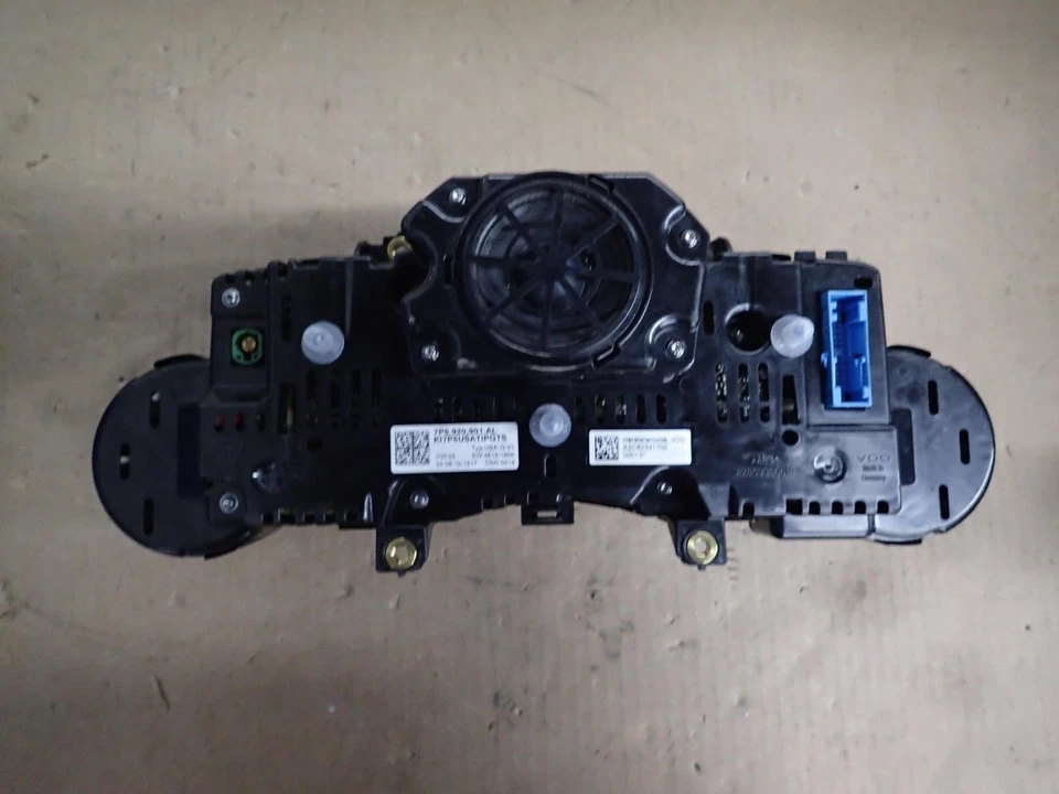 13 14 PORSCHE CAYENNE: velocímetro, sem bússola; GTS, MPH - Imagem 3 de 4