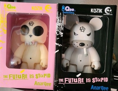 Toy2R Kozik  The Future Is Stupid 8 inces Qeeset of two bundle deal NEW