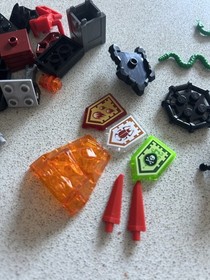 LEGO NEXO KNIGHTS 70335 Ultimate Lavaria