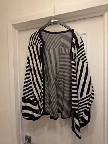 One Size Cardigan Medium Large XL striped Monochrome