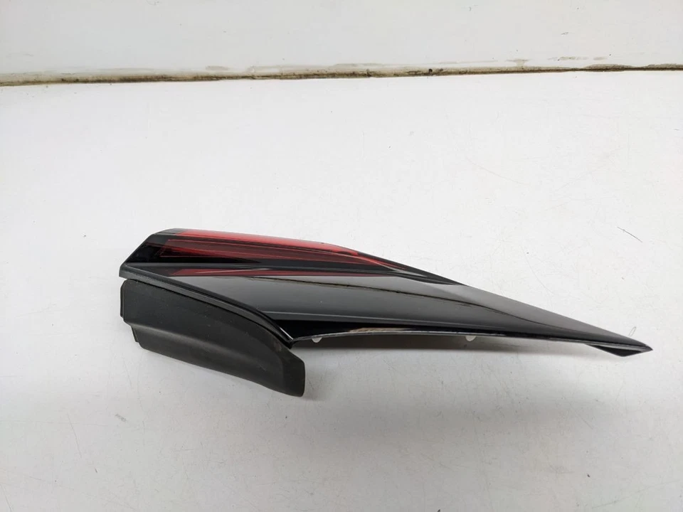 CITROEN E-C4 REAR TAIL LIGHT REFLECTOR LEFT 2020-2025 9835109780 - Image 3 of 4