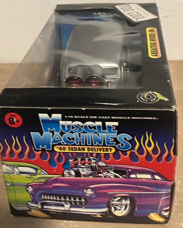 Muscle Machines '40 Sedán Entrega Escala 1:18 Die-Cast Coche En Caja Plateado Foto 4 de 4