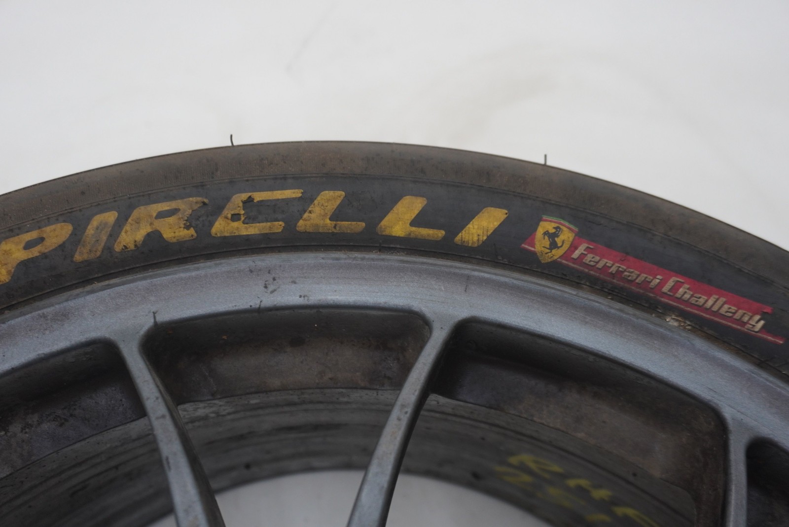 Ferrari 458 FRONT Wheel P/N 284732