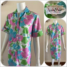 1960s Lady Flair Hawaiian Shirt Dress Tunic Hibiscus Flower Resort Luau Fern VTG