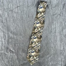 NWT Jimmy V Jim Valvano design The V Foundation 100% silk men's neck tie USA