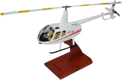 Robinson R-66 Helicopter Utility Trainer Desk Top Display Chopper 1/24 SC Model