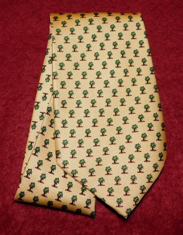 CORBATA CON MOTIVO DE ÁRBOL AMARILLO/VERDE/MARRÓN TOMMY BAHAMA - CORBATAS PARA EL CUELLO - CORBATAS DE DISEÑADOR. Foto 2 de 3