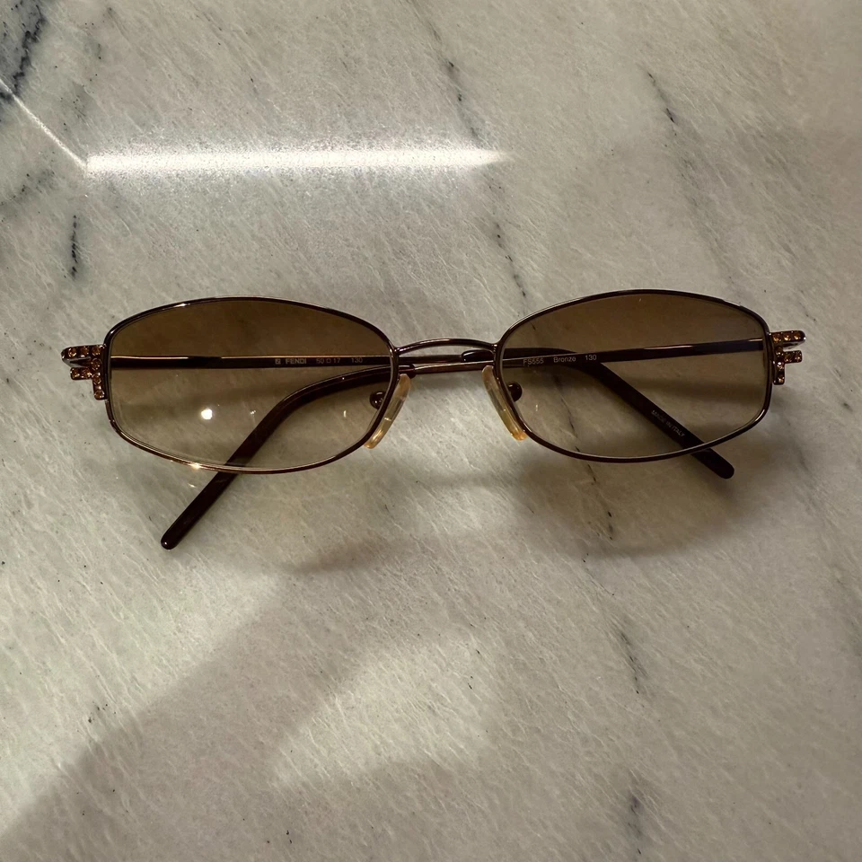 Fendi 太阳镜 FS555 FF 水晶装饰标志口音复古,青铜/金色 — 第 3/4 张图片