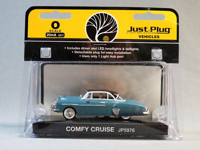 WOODLAND SCENICS JUST PLUG VEHICLES COMFY CRUISE O GAUGE car train WDS5976 NEW