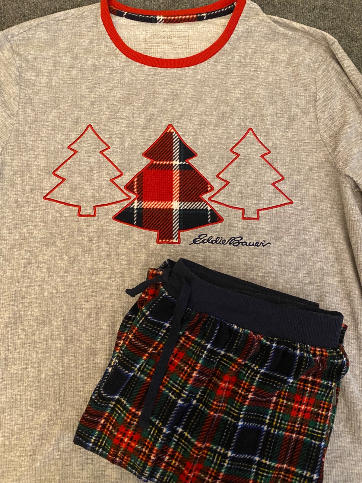 Eddie Bauer 2-Piece Holiday Pajama Sleepwear Set Womens XL Grey Cozy Soft PJs