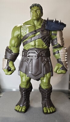 Hasbro Marvel Thor Ragnarok 13.5  Electronic Talking Gladiator Hulk Figure Works
