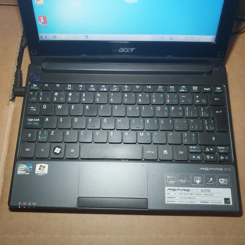 Aspire One D255E Intel N455 Processor 10.1" LED Screen 1 GB Ram DDR3 250GB HD - Image 4 of 4