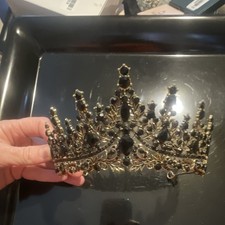 Fesciory Gothic Black and Gold Crown with Gemstone Costume Tiara