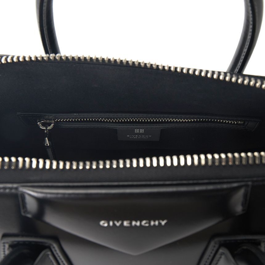 Givenchy Antigona Small Women's Tote Bag BB50TPB1R0 001
