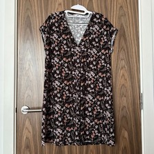Mango Black Floral Leaf Jersey Short Sleeve V Neck Shift Mini Dress Medium