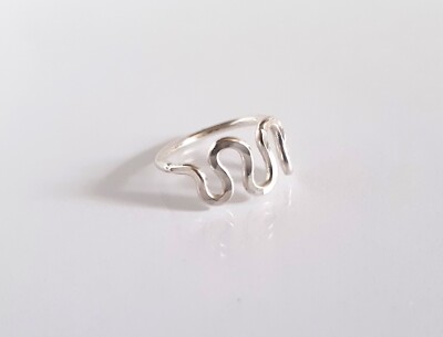 Conch hoop in solid sterling silver 925, hammered earring for ear