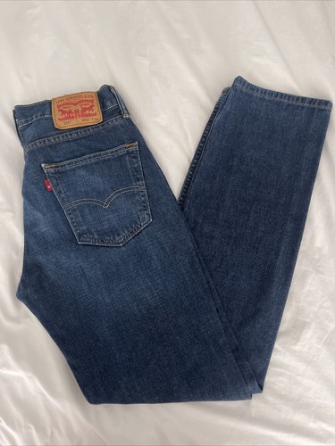 Levis mens dark denim jeans size W30 