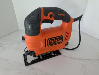 Black & Decker 4.5 AMP Corded Jig Saw Model BDEJS300C (NOS) Open Box