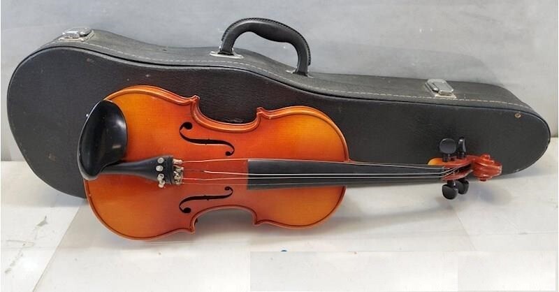 Masakichi Suzuki size 3/4 violin, Japan, with case/bow, Good