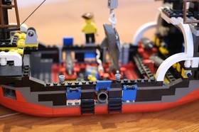 LEGO 6289 Pirates Red Beard Runner