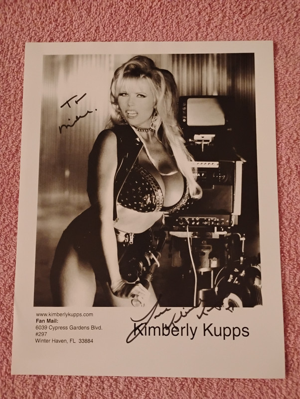 Kimberly Kupps Signed Promo Photo / 8"x10" / Adult Film Star