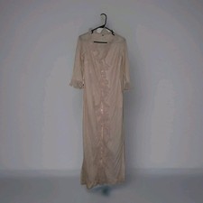 Vintage Eyeful By The Flawms Robe