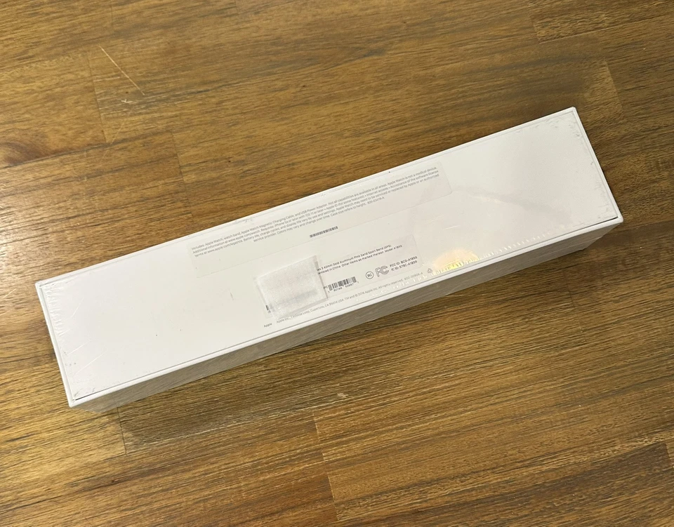 Apple Watch 42mm Series 3 GPS A1859 Gold Case Pink Band MQK12LL/A *New -Sealed* - Image 4 of 4