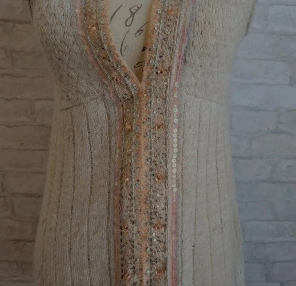 Free People V 领米色亮片针织毛衣迷你连衣裙 XS 波西米亚 Lagenlook — 第 2/4 张图片