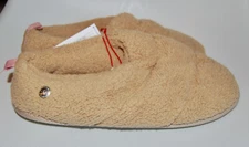 NWT Women's Dluxe by Dearfoams Tan Beige Plush Full Foot Slippers sz L 9-10
