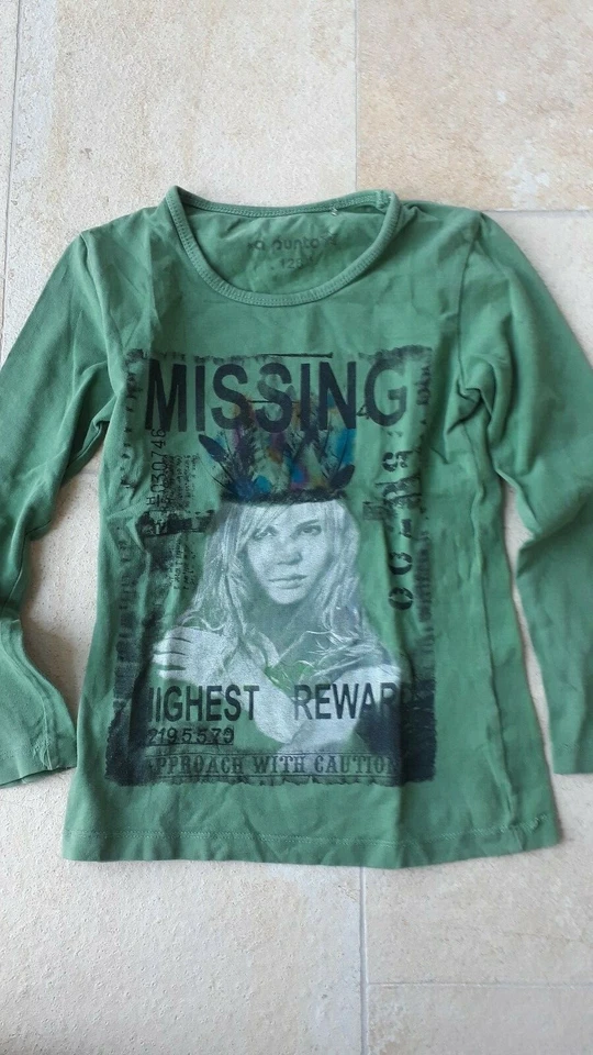 * Süßes grünes Langarmshirt a punto Gr. 128 - Girlies * - Bild 1 von 1