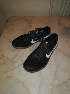 metcon 4 black and white