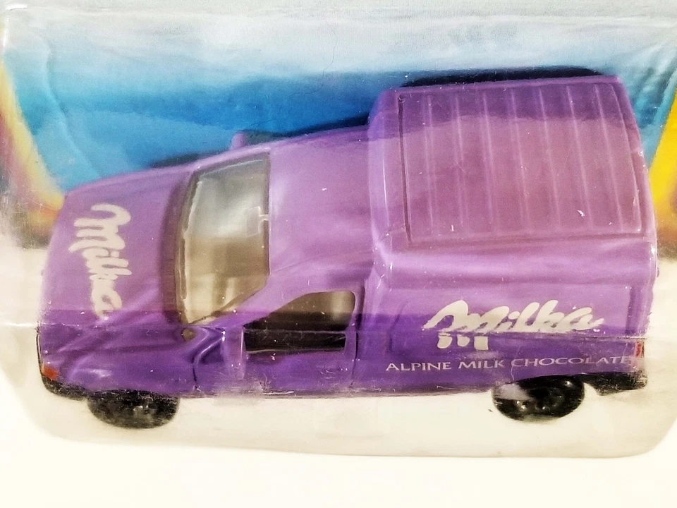 Matchbox Ford Courier Milka Chocolate / 1992 / MB 38 / Cartão curto raro grade azul - Imagem 3 de 4