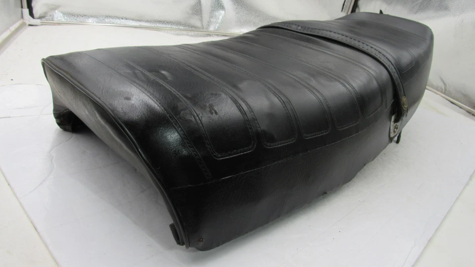 Сиденье 1982 Yamaha XJ650RJ XJ650 Seca 650 от оригинального производителя - Изображение 3 из 4