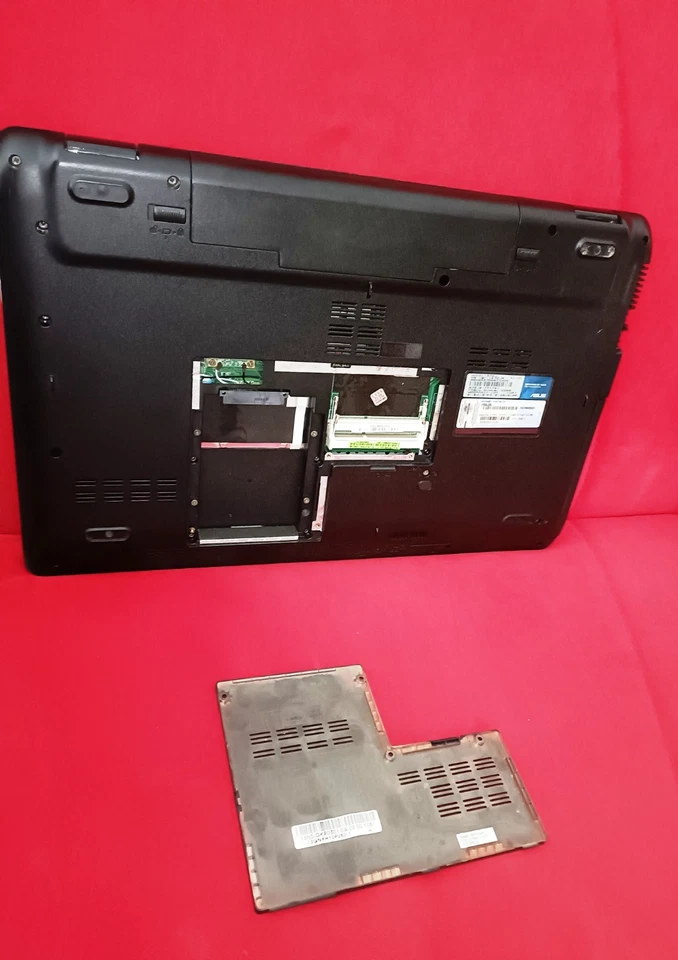 PC PORTATILE ASUS A72J (K72JR) - TY174V - 17.3" NON è POSSIBILE TESTARLO - Immagine 4 di 4