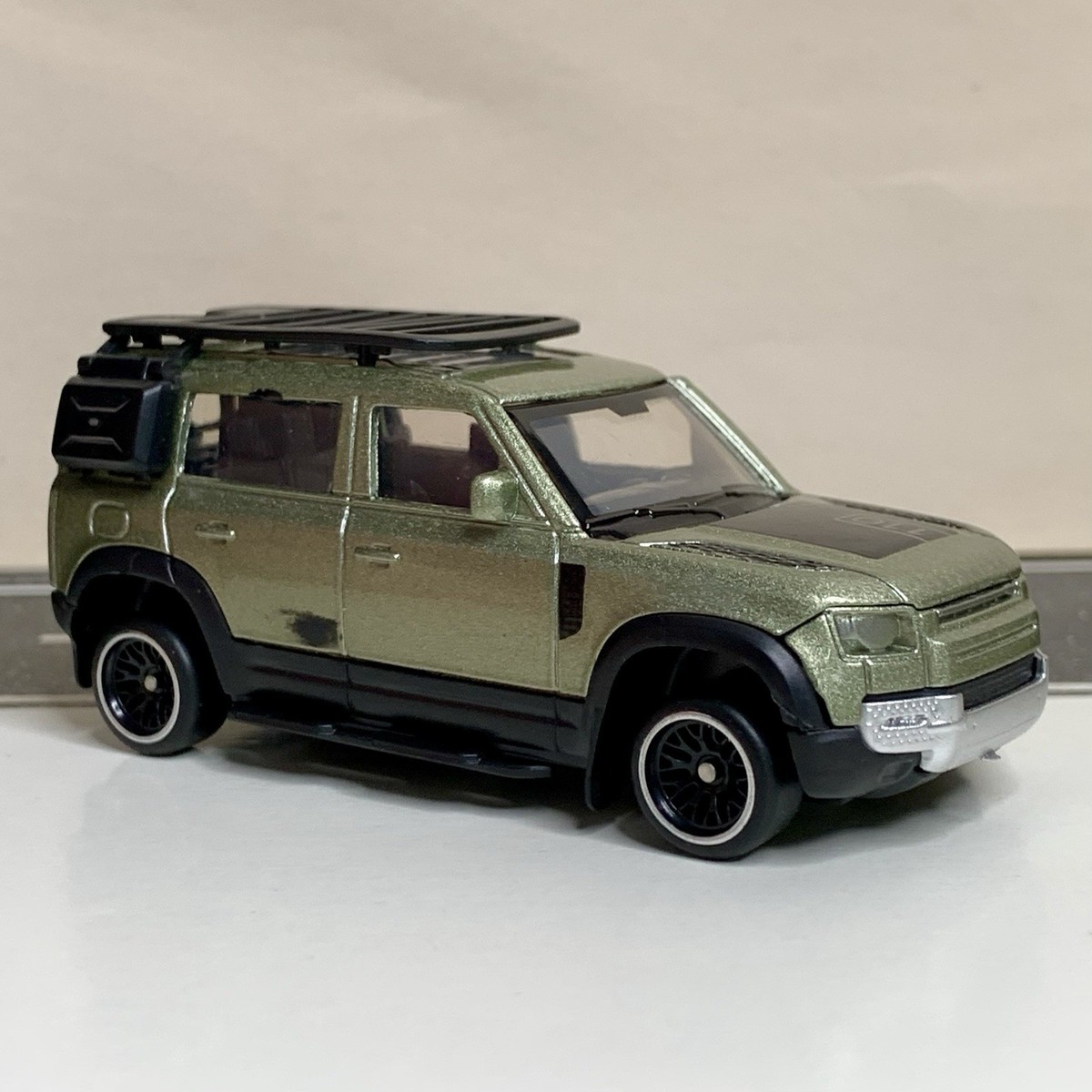 Diecast Toy Model 2020- Land Rover Defender 110 130 L663 Pangea