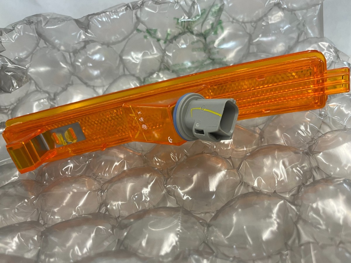 Lincoln Ford OEM 00-03 Ls-side Marker Light Lamp Left 2W4Z15A201BB