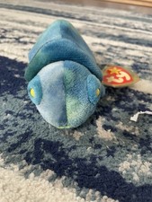 Ty Beanie Baby 9 inch Rainbow The Iguana Chameleon Toy