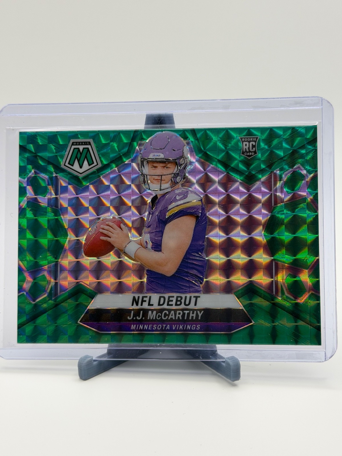 2024 Panini Mosaic - NFL Debut J.J. McCarthy #275 Green Mosaic Prizm (RC)