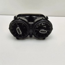 MERCEDES-BENZ CLA Coupe C118 Mittelkonsolen-Entlüftung A1778309200 RHD 2023