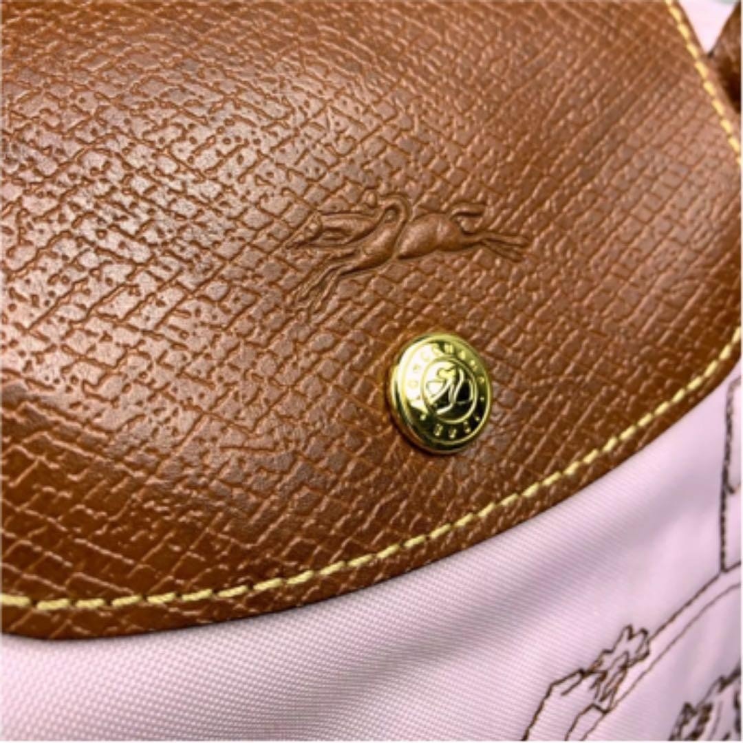 Excellent condition Longchamp Rare Pattern Tote B… - image 4